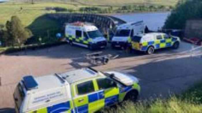 Body found in reservoir search for girl