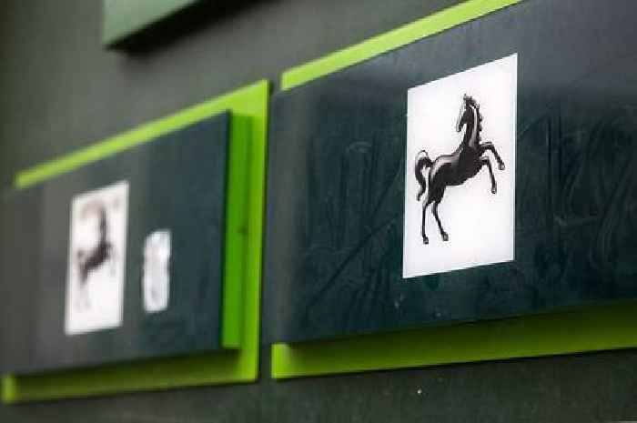 Lloyds Bank launches 'UK banking first' to affect all customers planning holidays