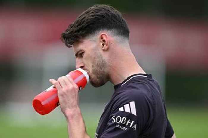 England wonderkid 'better than Declan Rice' makes sad career announcement aged 26
