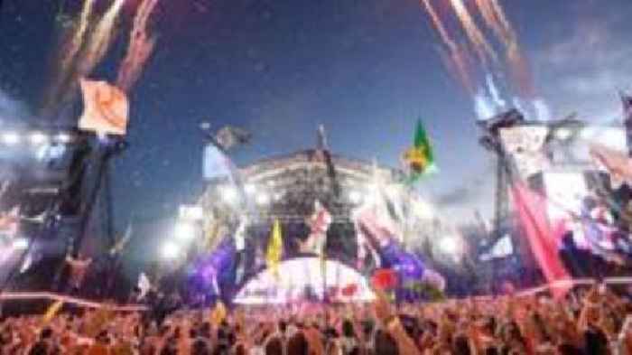 From £1 tickets to super fences and hip-hop - Glastonbury through the years