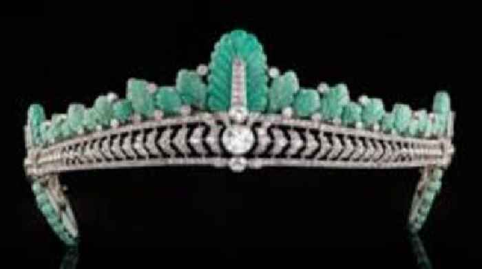 Nancy Astor's diamond tiara up for auction