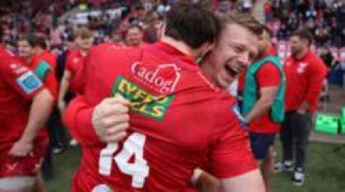 Scarlets to embrace 'greatest challenge' in Dublin