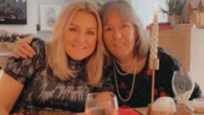 Woman singing for postmistress mum in BGT final