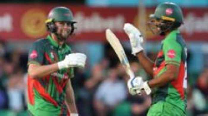 Somerset shine in T20 Blast opener but holders slip