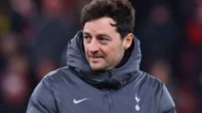 Baggies in talks to appoint Spurs coach Mason