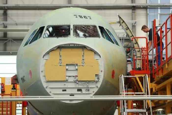 Aircraft orders plummet amid US tariff uncertainty