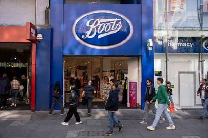 Boots shoppers get 50% off 'beautiful' Armani perfume that 'lasts all day'
