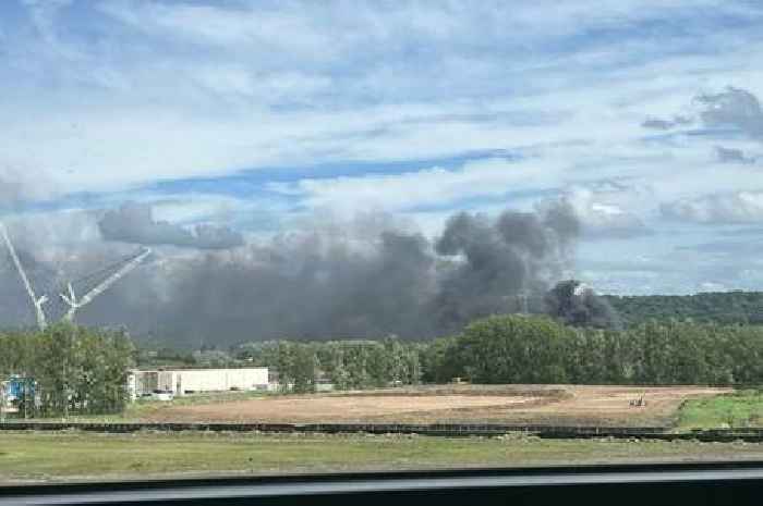 Live: Huge smoke clouds over M5 as fire breaks out at Avonmouth