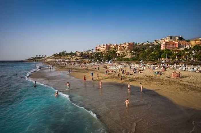 Brits in violent brawl with sports racquet used as weapon on popular Tenerife beach