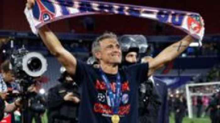 New-look PSG make history on emotional night for Luis Enrique