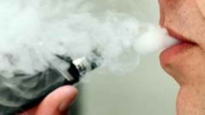 Help young vapers and don't judge, consultant says