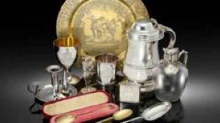 TV antique expert's silver set to be sold