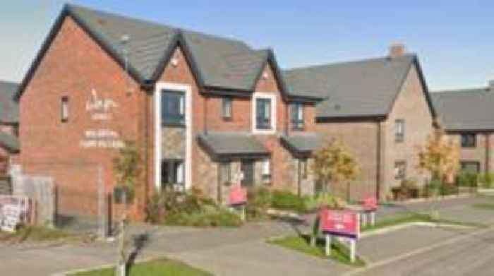 Homes approved despite parking shortfall concerns