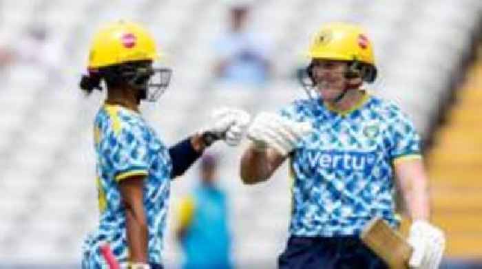 Harris hits third-fastest fifty as Bears and Blaze win