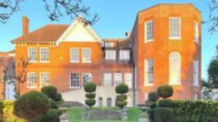 Mansion left 'gutted' by works to be restored