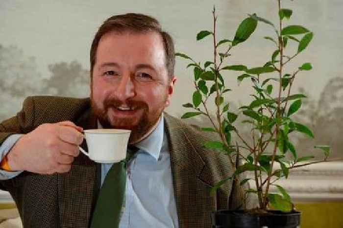 Conman sold fake tea as 'Queen's favourite' to luxury hotels and shops