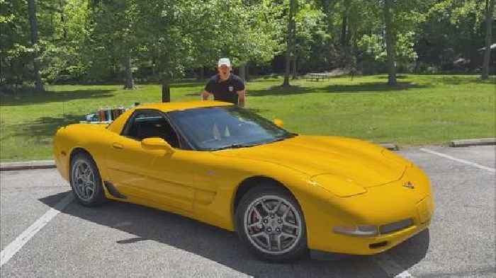 One-Owner, 21k-Mile 2004 Corvette Z06 With Rust All Over the Body Is a YouTube Giveaway
