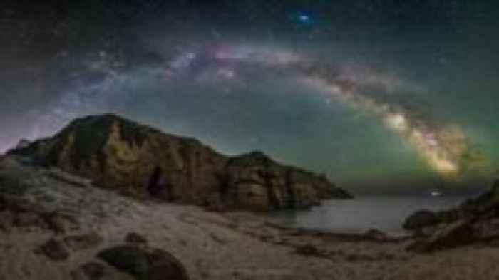 Amazing Milky Way images captured over Cornwall