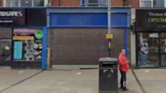 Bar allowed to operate after appeal to inspector
