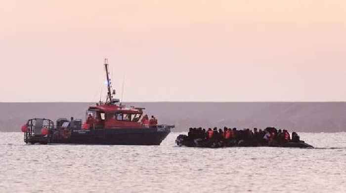 Migrant daily arrivals top 1,000 for first time this year