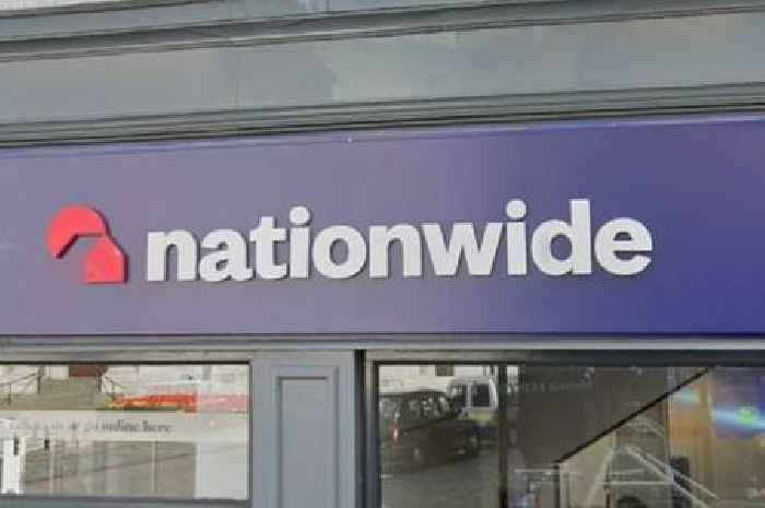 Nationwide sends £100 message to customers who used bank accounts on March 31