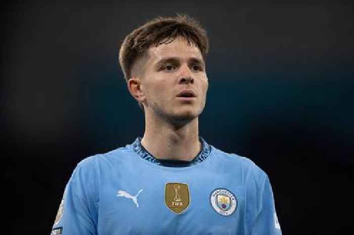 Man Utd consider shock move for Man City rival 'left out Club World Cup squad'