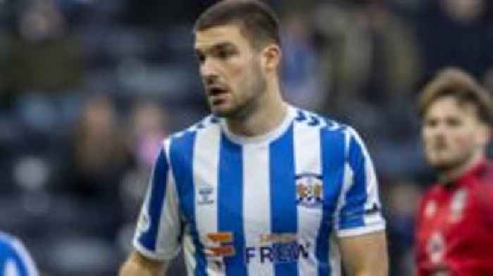 Barrow sign Kilmarnock striker Cameron
