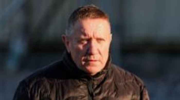 Robertson returns as County stick with manager Cowie
