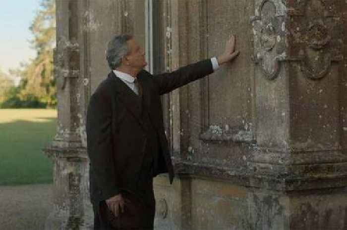 Heartbreaking look at final ever Downton Abbey after star's exit