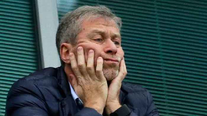 Rachel Reeves threatens to sue Roman Abramovich