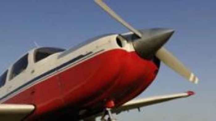 Light aircraft in near-miss over Silverstone
