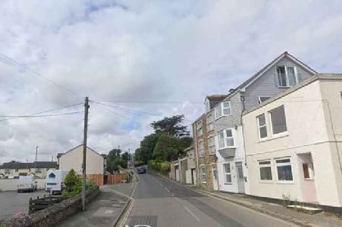 Live: Three people injured in car crash in Perranporth