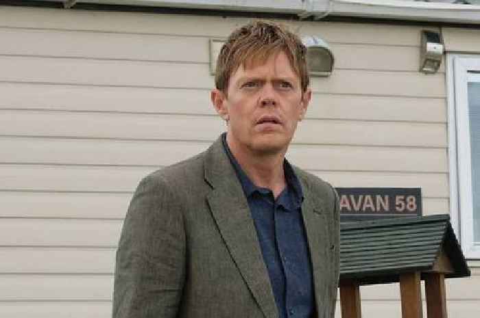 BBC Death in Paradise's Kris Marshall reunites with Love Actually co-star in new series