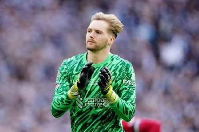 Brentford sign Caoimhin Kelleher as Mark Flekken leaves for Bayer Leverkusen