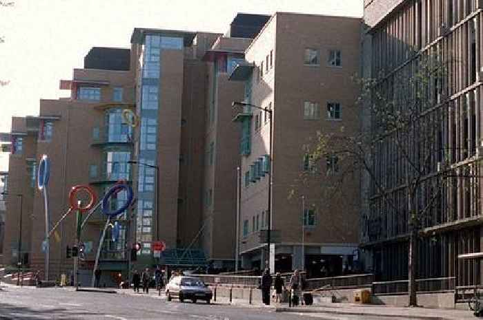 Doctor suspended for relationship with Bristol teen patient