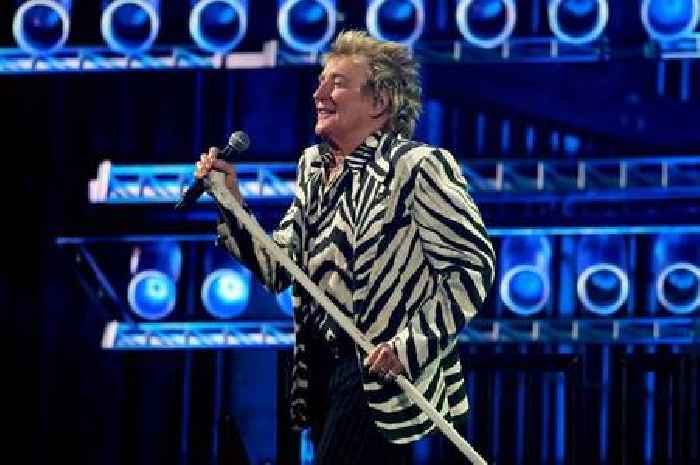 Rod Stewart issues four-word health update ahead of Glastonbury appearance