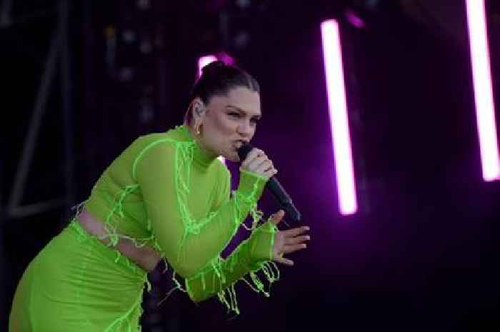 Symptoms of breast cancer you need to catch early after Jessie J news