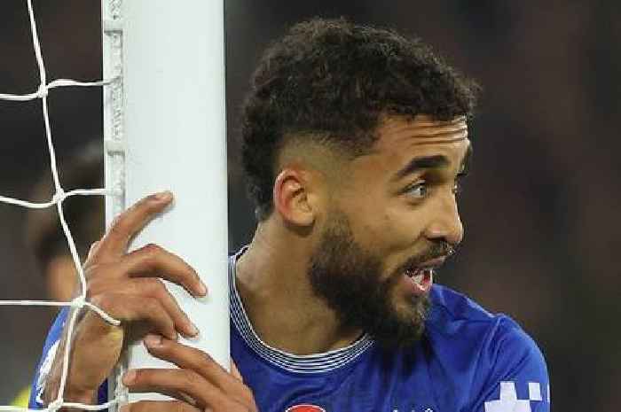 Everton's Dominic Calvert-Lewin left crying on bedroom floor at moment he 'hit rock bottom'