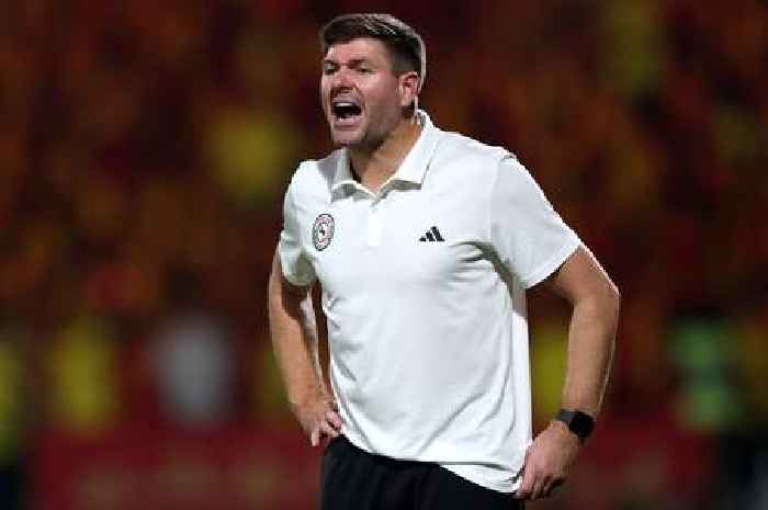Steven Gerrard makes Liverpool Premier League title prediction as Arsenal point made