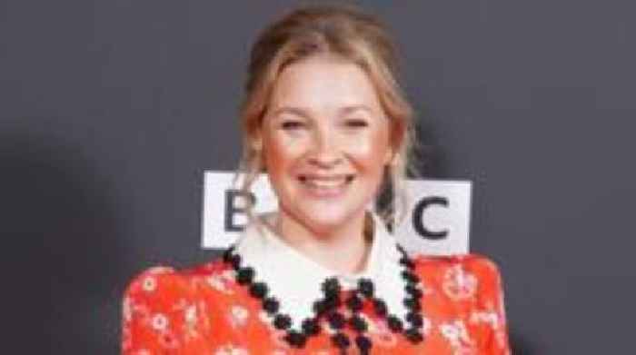 I wrote autobiography in pub car park - Joanna Page