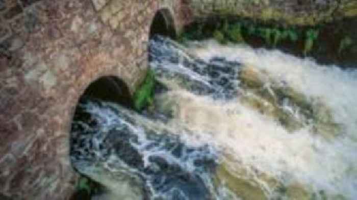 Bosses' bonuses banned at six water companies