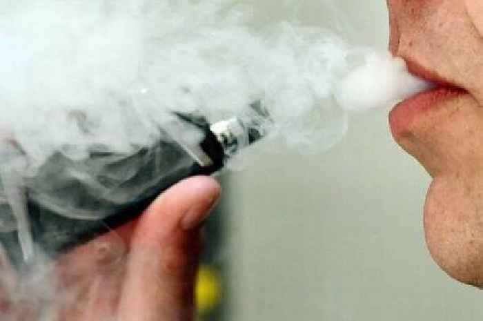 'How I quit vaping overnight after doing 1 thing following UK disposable e-cigarette ban'