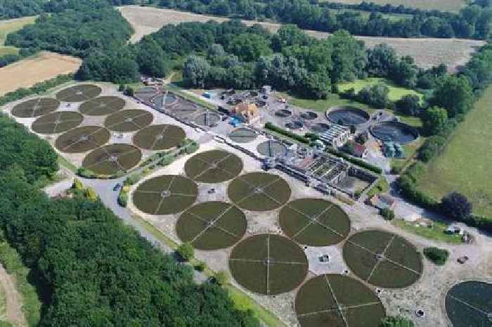 Six water companies banned from paying bonuses to senior bosses