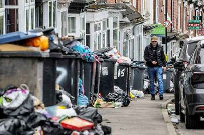 Breaking - Birmingham bin strike to continue as workers warn they will go to 'Christmas'