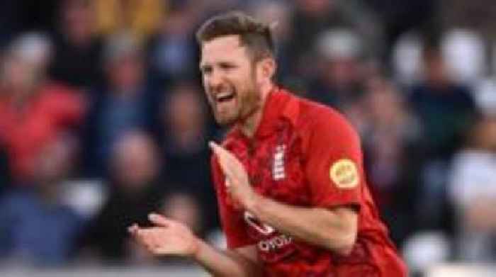 Buttler and returning Dawson lead England to win