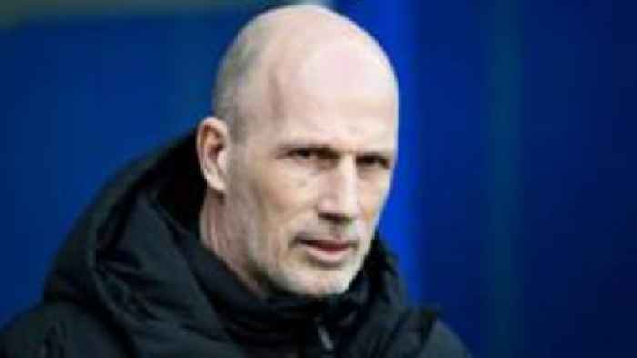 Clement urges Rangers to show 'more patience'