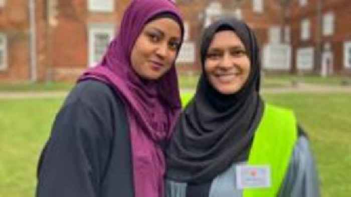 Outdoor Eid prayers 'bring the community together'