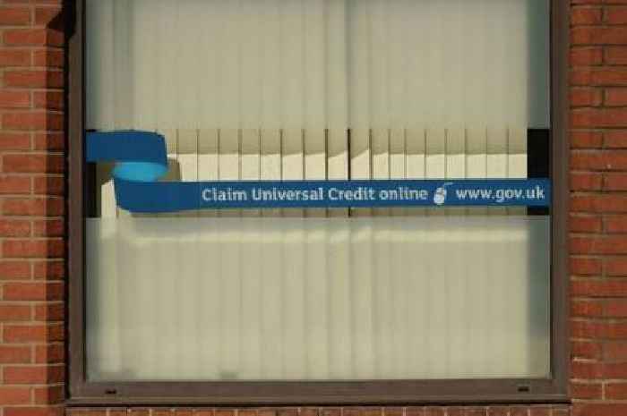 Families on Universal Credit have days to claim free £1,000 cost of living payment