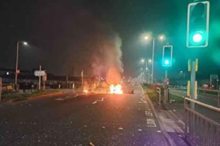 Man convicted of Bonfire Night chaos in Edinburgh after giving kids fireworks