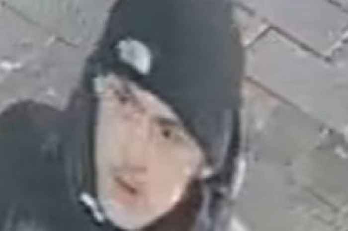 Police issue CCTV image in connection with robbery in which man was attacked and his bike stolen